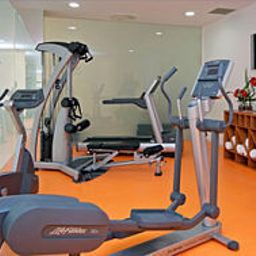 Fitness room TRYP Zaragoza Hotel Fotos