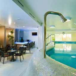 Бассейн Mamaison All-Suites Spa Hotel Pokrovka Fotos