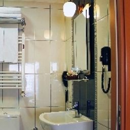 Bathroom Viva Hotel Old City Fotos