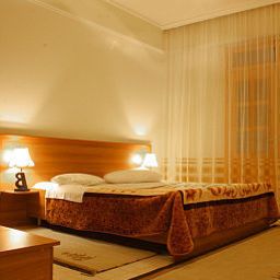 Chambre Baron Hotel Restaurant Fotos