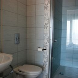 Badezimmer Villa Johnny Fotos