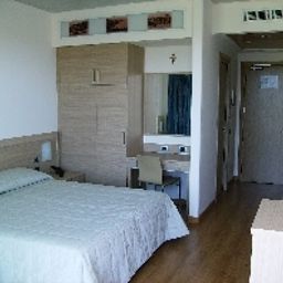 Room Rivus Fotos