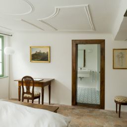 Room Romantik Hotel Gasthof Hirschen Werner Dubno Fotos