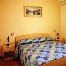 Camera Pineta Castello Fotos
