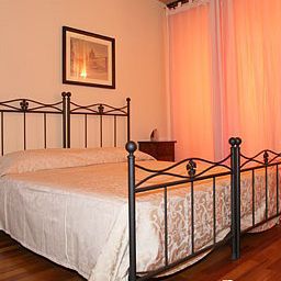 Zimmer Residenza Domizia Guest House Fotos