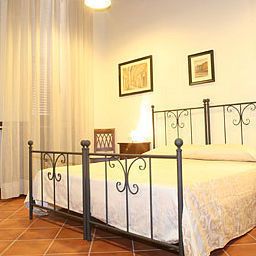 Zimmer Residenza Domizia Guest House Fotos