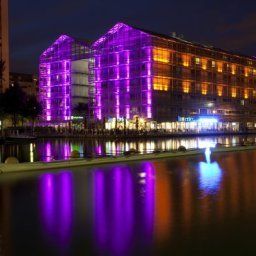 Vista esterna Holiday Inn Express PARIS - CANAL DE LA VILLETTE Fotos