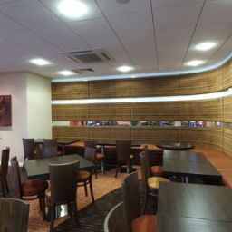 Bar Holiday Inn Express SLOUGH Fotos