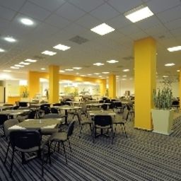 Комната для завтраков Olsanka Congress and Sport Fotos