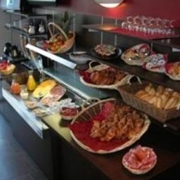 Buffet Park & Suites Elegance Nantes Atlantis Résidence de Tourisme Fotos