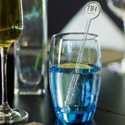 Бар NH Poznan Fotos