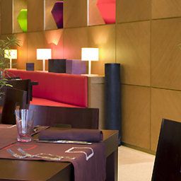 Sala de desayuno en el restaurante ibis Casablanca City Center Fotos