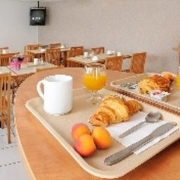 Frühstücksraum Sejours & Affaires Leonard de Vinci Apparthotel Fotos