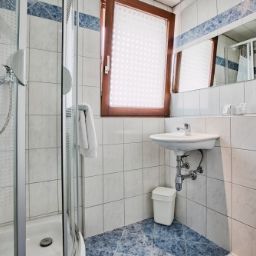 Camera da bagno Kreuz Beim Tom Landgasthaus Fotos