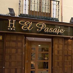 Exterior view El Pasaje Fotos