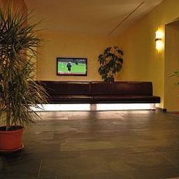Hall Gold Spring Fotos