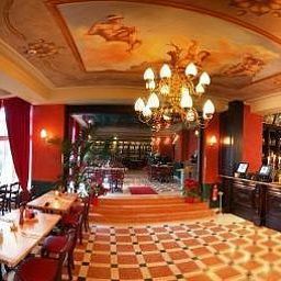 Ristorante XII Apostel Albergo Fotos