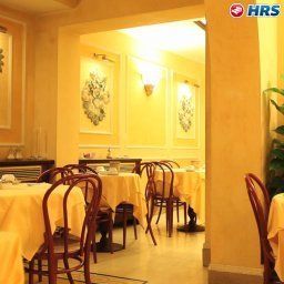 Sala śniadaniowa w restauracji Corona d Italia Fotos