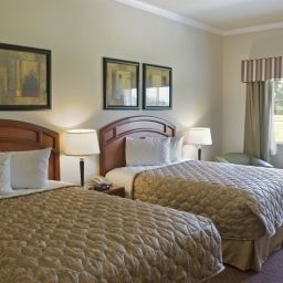 Zimmer BEST WESTERN Cleveland Inn & Suites Fotos