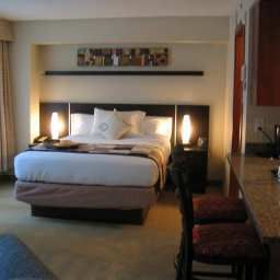 Room Embassy Suites by Hilton Montreal Fotos