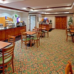 Restaurante Holiday Inn Express WOODBRIDGE Fotos