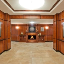 Холл Holiday Inn Express Hotel & Suites MACON-WEST Fotos