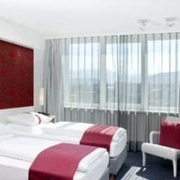 Room Holiday Inn VILLACH Fotos