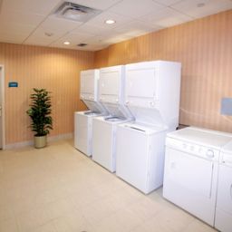 Innenansicht Staybridge Suites TORONTO MISSISSAUGA Fotos