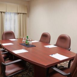 Tagungsraum Staybridge Suites OAKVILLE-BURLINGTON Fotos