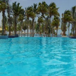 Pool Grand Oasis Caribbean Resort Fotos