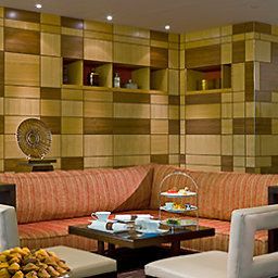 Sala colazione nel ristorante Sofitel London Heathrow Fotos