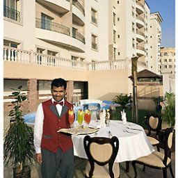 Bar Manazel Al Ain Mercure Hotel Fotos