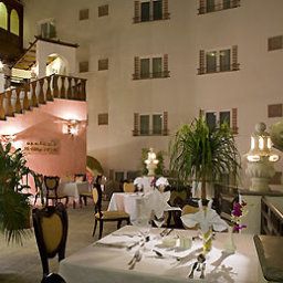 Frühstücksraum im Restaurant Manazel Al Ain Mercure Hotel Fotos