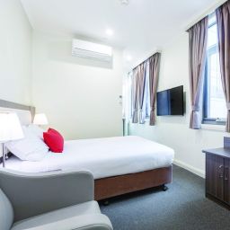 ibis styles Kingsgate Hotel Melbourne