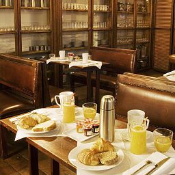 Breakfast room College Fotos