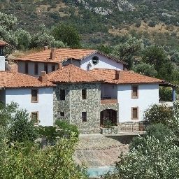 Exterior view Chateau Triopia Boutique Hotel Fotos