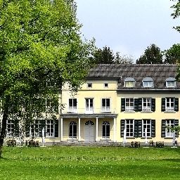 Exterior view Schloss Gnadenthal Tagungshotel Fotos