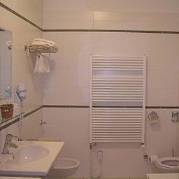 Bathroom Palatin Fotos