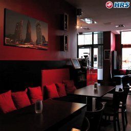 Breakfast room within restaurant APAROTEL Berlin Fotos