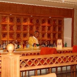 Бар Ras El Aïn Fotos