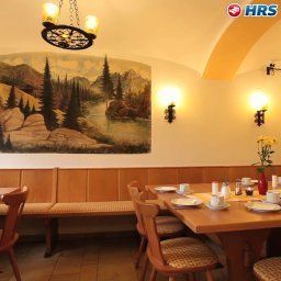 Sala colazione nel ristorante Weisses Ross Fotos
