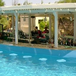 Pool Surfing Beach Village Fotos