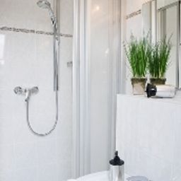 Cuarto de baño Artischocke Landhaus Fotos