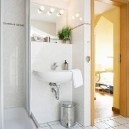 Cuarto de baño Artischocke Landhaus Fotos