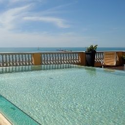 Pool NH Grand Hotel Palazzo Fotos