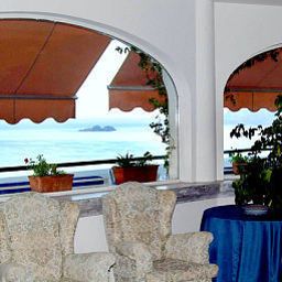 Hall Tritone Grand Hotel Fotos