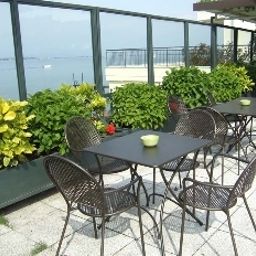 Terrace Estèe Fotos