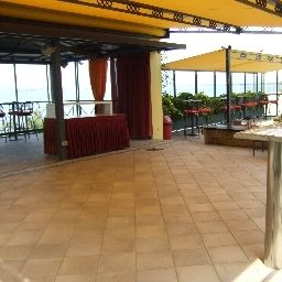 Terrace Estèe Fotos