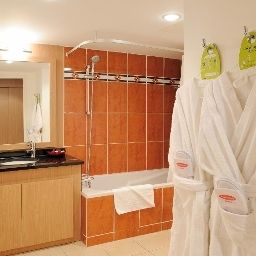 Camera da bagno Residhome Apparthotel Paris Evry Catégorie Prestige Fotos