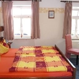 Habitación Zum Kreuz Gasthaus Fotos